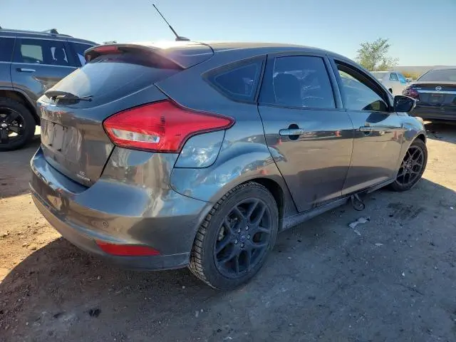 2016 FORD FOCUS SE  
