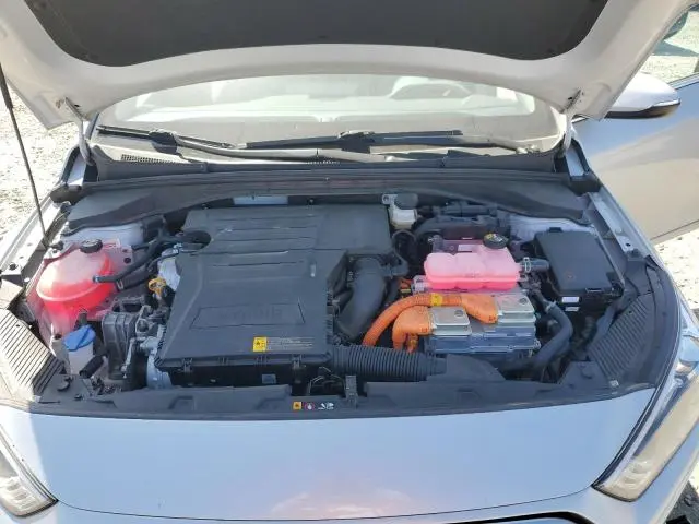 2022 HYUNDAI IONIQ SE  