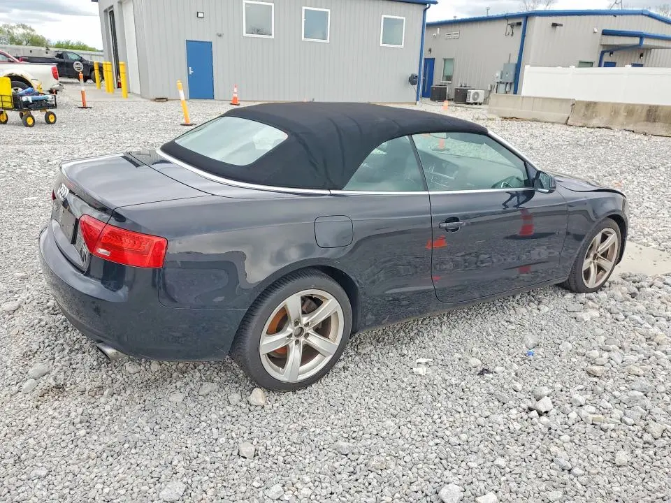 2013 AUDI A5 PREMIUM  