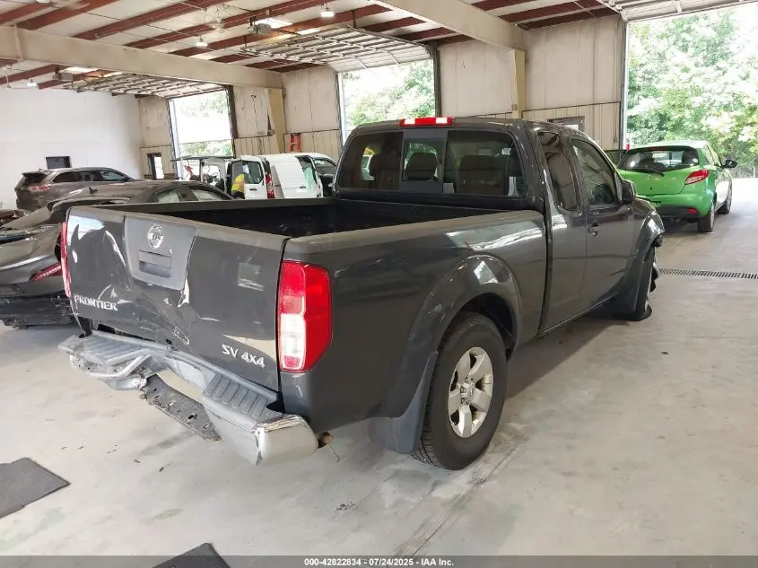 2011 NISSAN FRONTIER SV