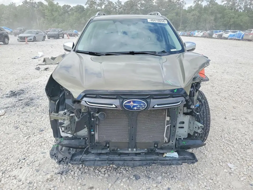 2022 SUBARU FORESTER TOURING  