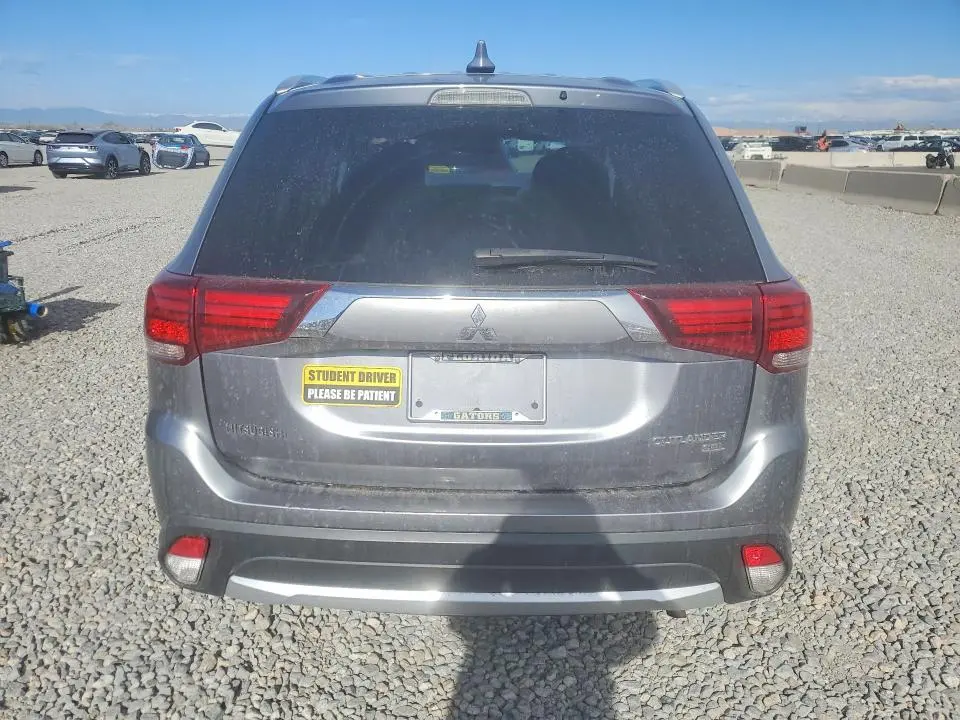 2017 MITSUBISHI OUTLANDER SE  