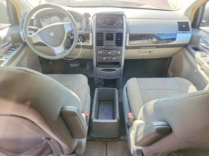 2010 DODGE GRAND CARAVAN SXT  