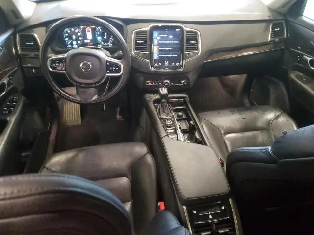 2019 VOLVO XC90 T6 MOMENTUM  