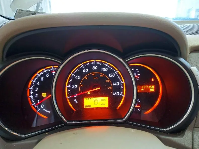2010 NISSAN MURANO S  