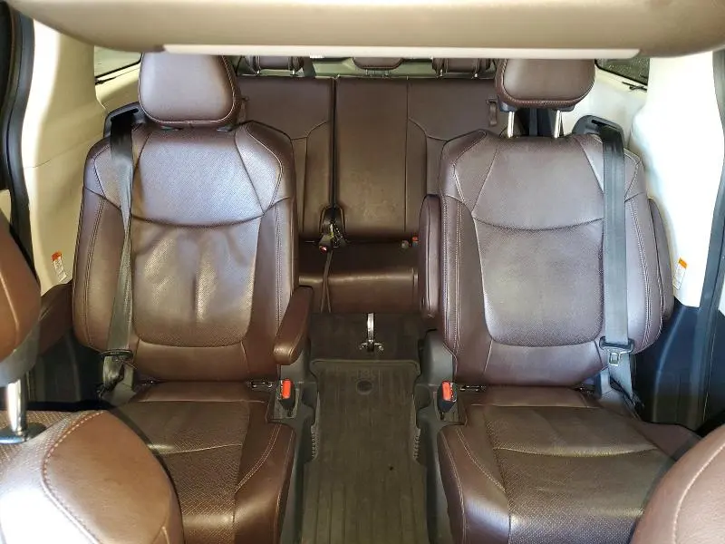 2021 TOYOTA SIENNA PLATINUM 7-PASSENGER  