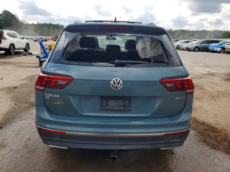 2020 VOLKSWAGEN TIGUAN SE  
