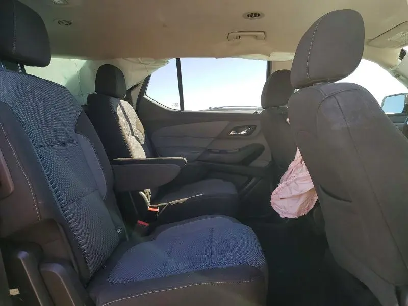 2020 CHEVROLET TRAVERSE LT  