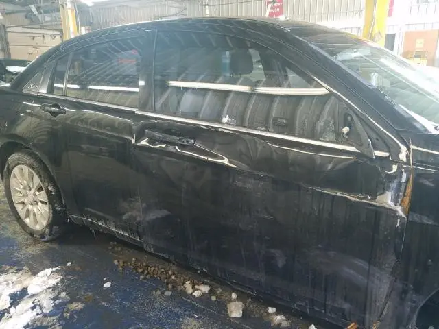 2012 CHRYSLER 200 LX