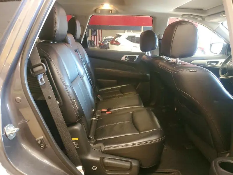 2018 NISSAN PATHFINDER S  