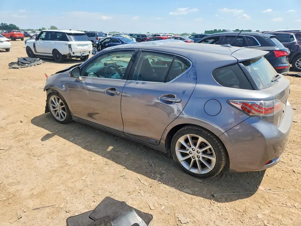 2013 LEXUS CT 200  