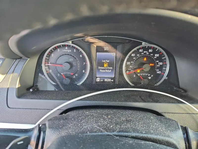 2015 TOYOTA CAMRY LE  