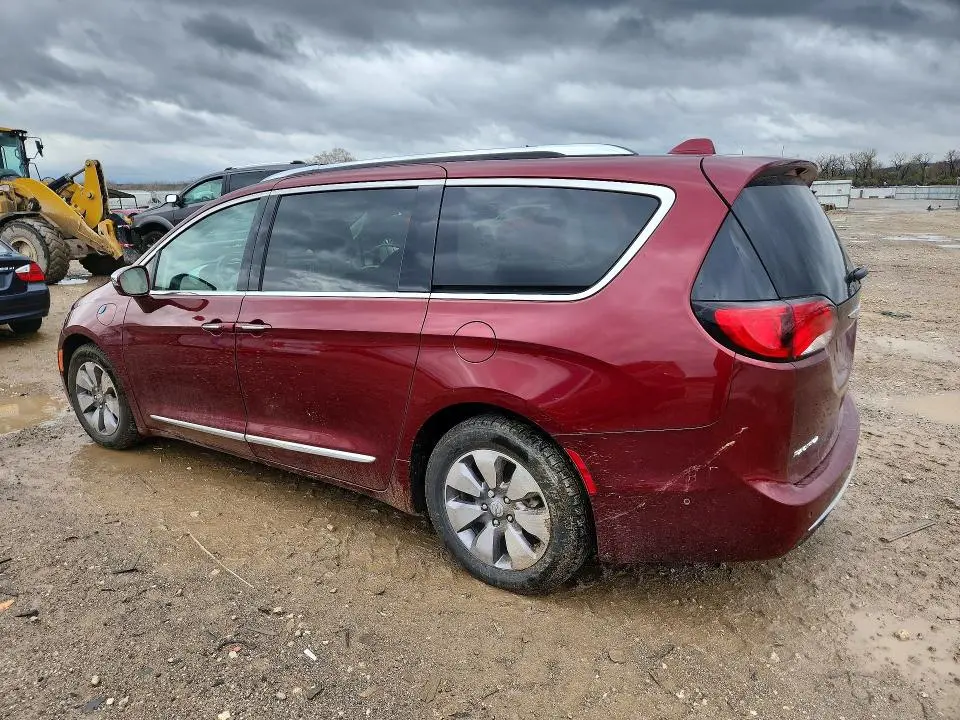 2018 CHRYSLER PACIFICA HYBRID LIMITED  
