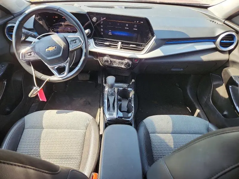 2025 CHEVROLET TRAX 1LT  