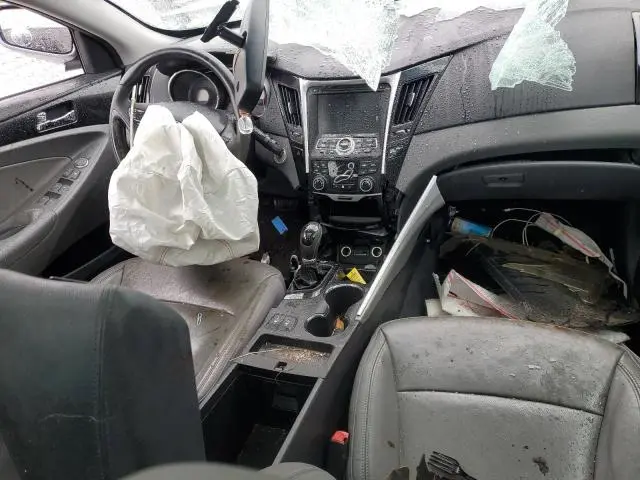 2013 HYUNDAI SONATA SE  