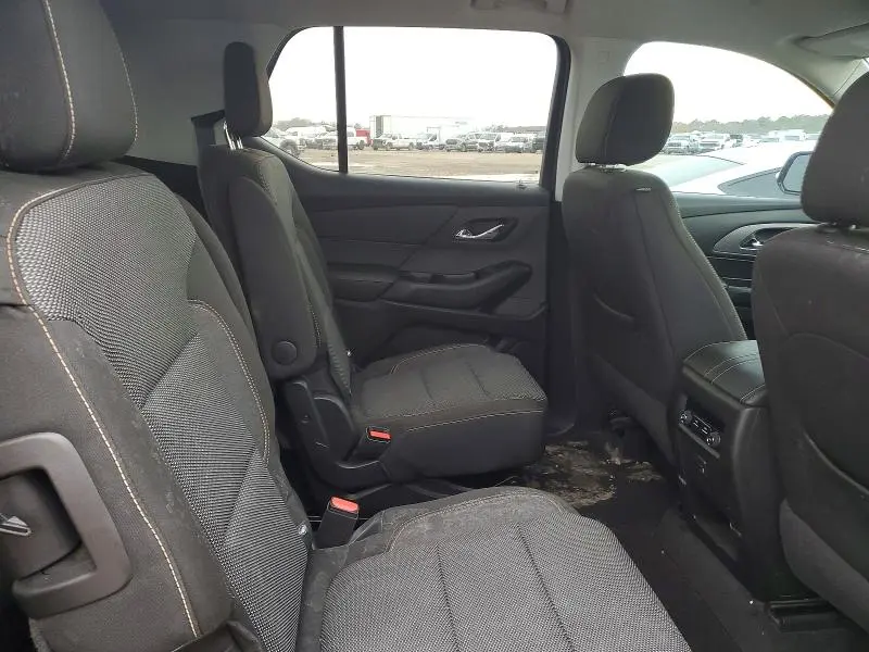 2018 CHEVROLET TRAVERSE LT  