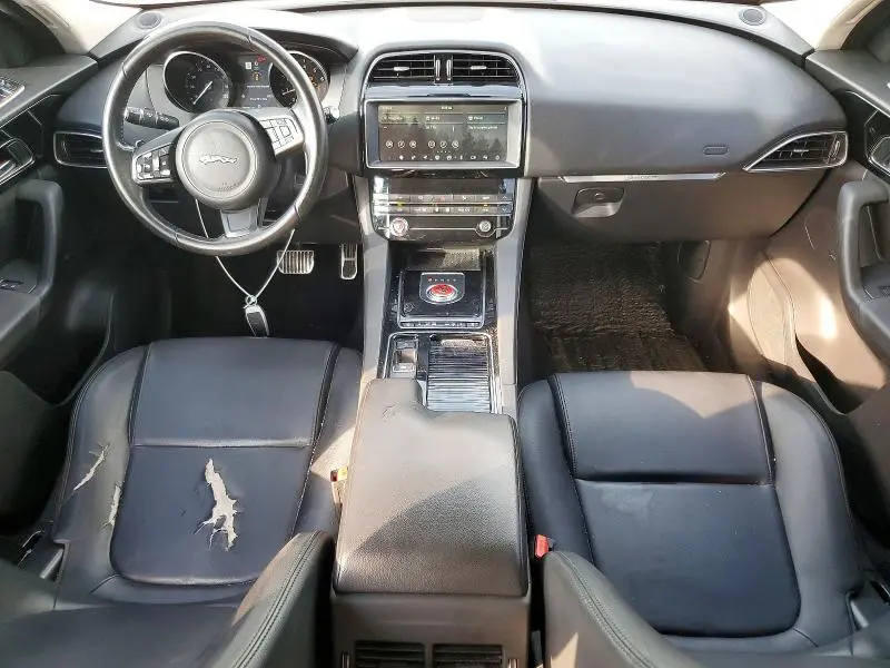 2019 JAGUAR F-PACE   