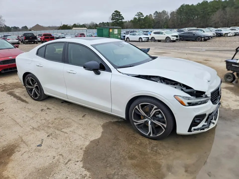 2024 VOLVO S60 PLUS  