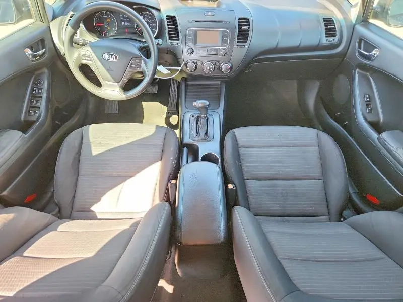2016 KIA FORTE LX  