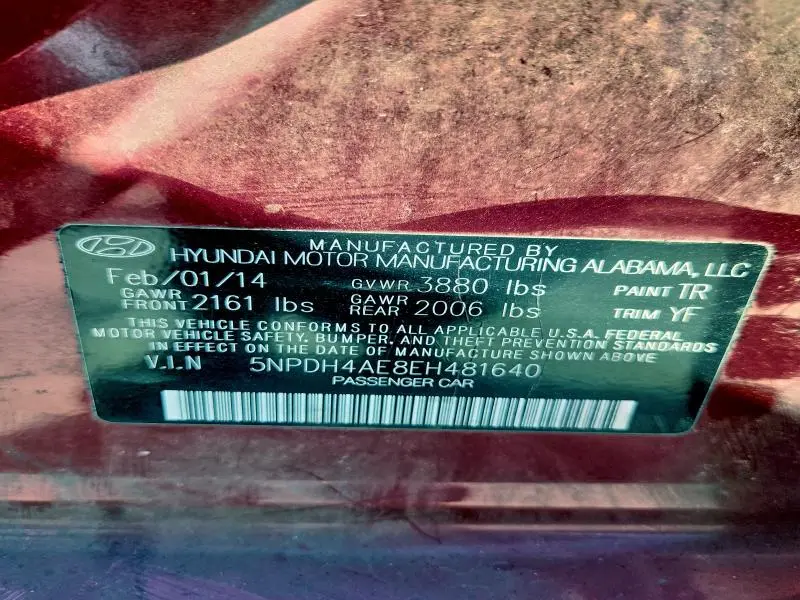 2014 HYUNDAI ELANTRA SE  