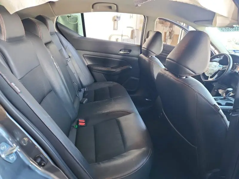 2019 NISSAN ALTIMA SR  