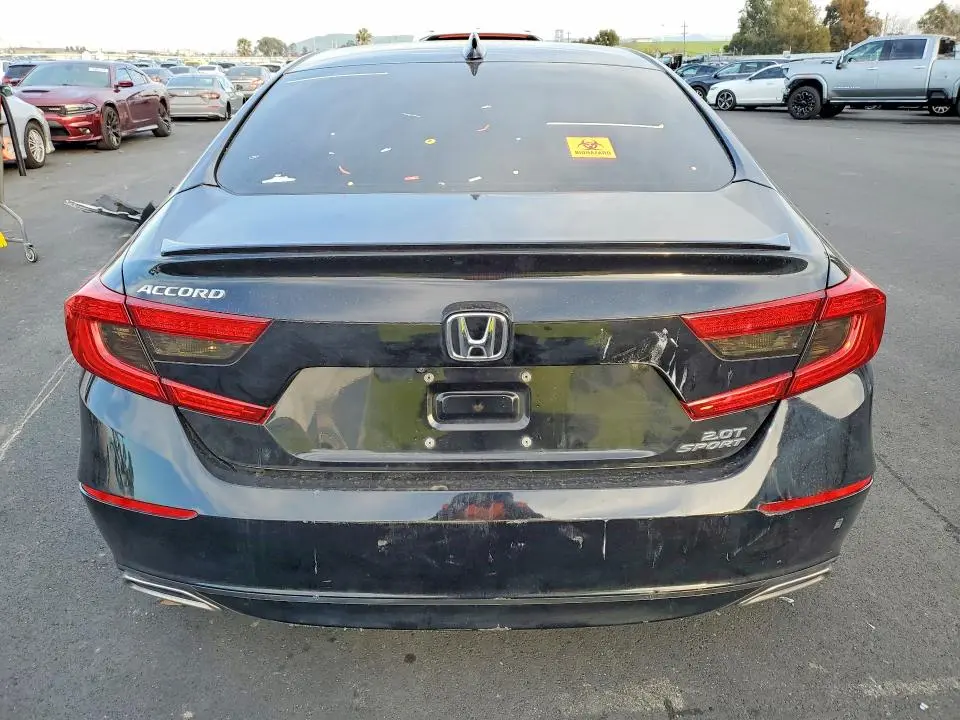 2018 HONDA ACCORD SPORT  