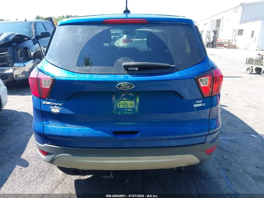 2019 FORD ESCAPE SE