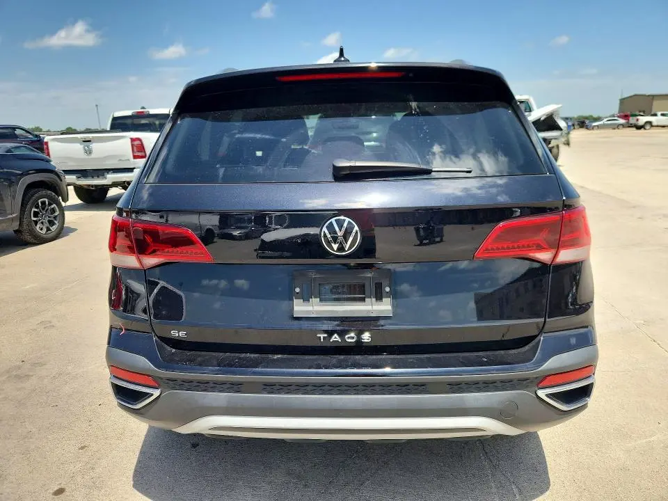 2022 VOLKSWAGEN TAOS SE  