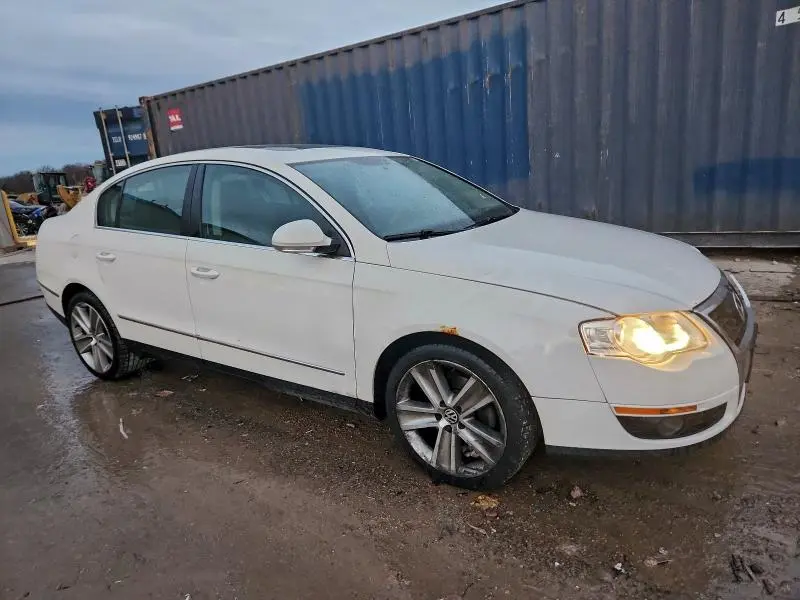 2010 VOLKSWAGEN PASSAT KOMFORT  