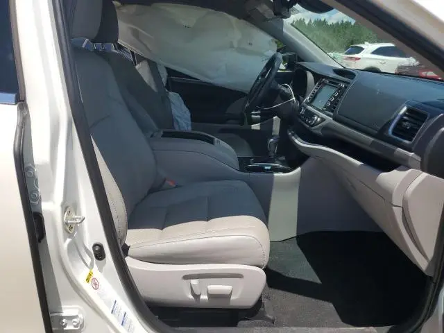 2019 TOYOTA HIGHLANDER LIMITED  