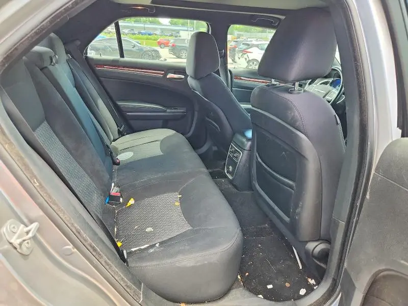 2014 CHRYSLER 300   