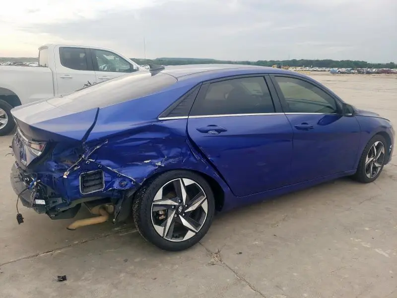 2022 HYUNDAI ELANTRA LIMITED  