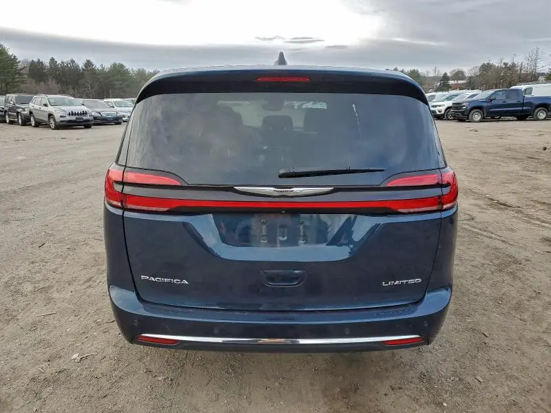 2024 CHRYSLER PACIFICA LIMITED  