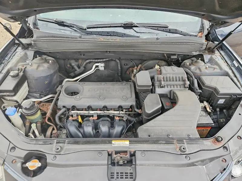 2010 HYUNDAI SANTA FE GLS  
