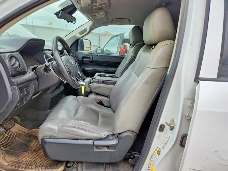2019 TOYOTA TUNDRA SR  