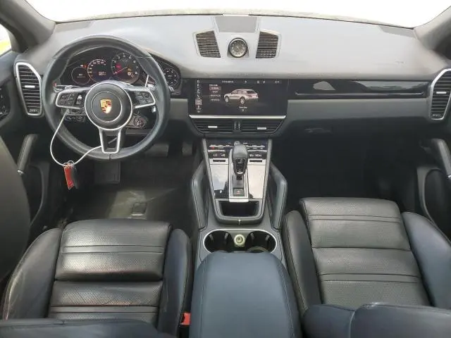 2019 PORSCHE CAYENNE   