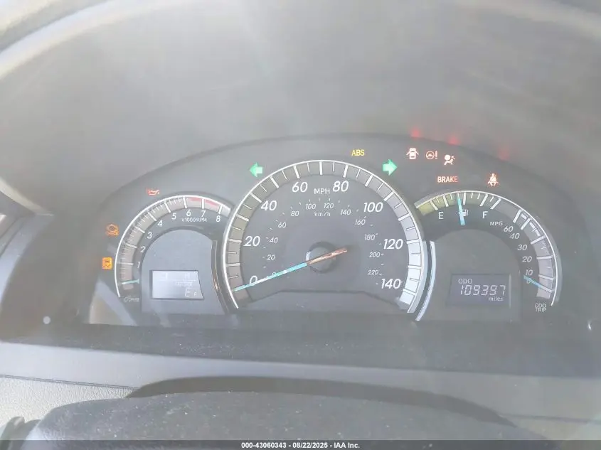 2014 TOYOTA CAMRY SE