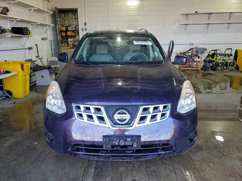 2013 NISSAN ROGUE S  