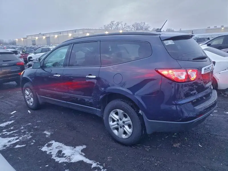 2015 CHEVROLET TRAVERSE LS  