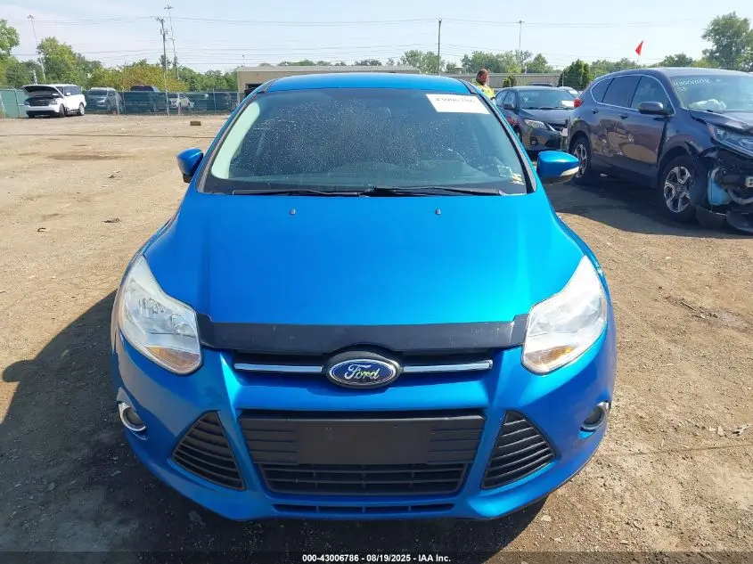 2014 FORD FOCUS SE