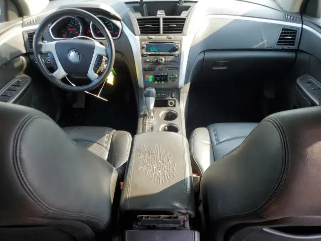 2011 CHEVROLET TRAVERSE LT  