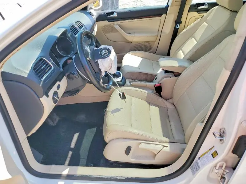 2012 VOLKSWAGEN JETTA S  