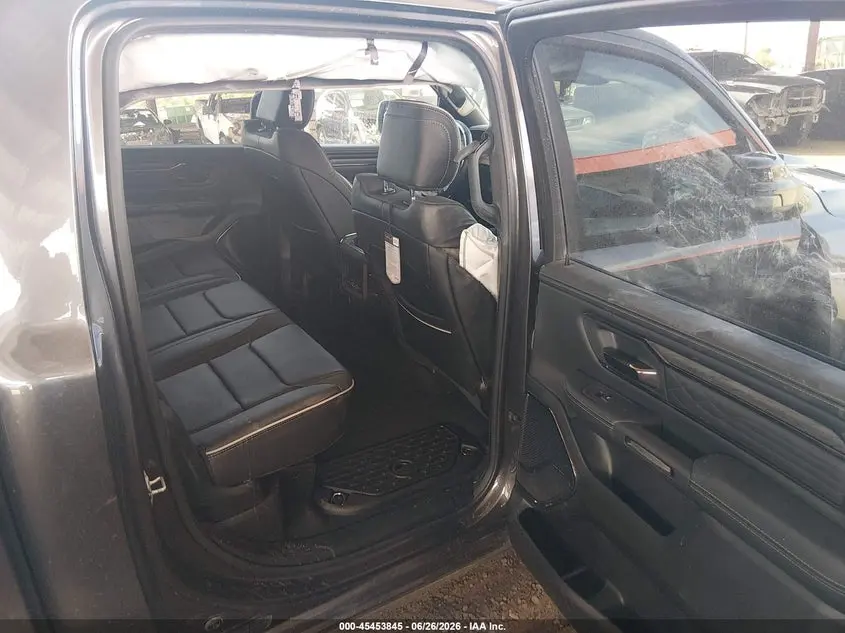 2026 RAM 1500 LIMITED  4X4 6'4 BOX