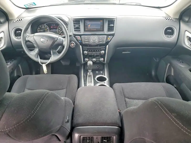 2016 NISSAN PATHFINDER SV  