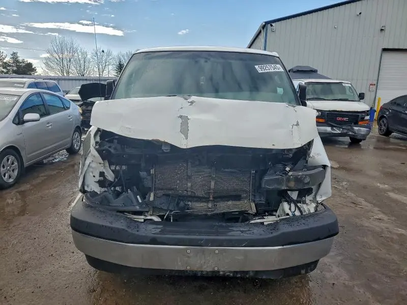 2017 GMC SAVANA G2500  