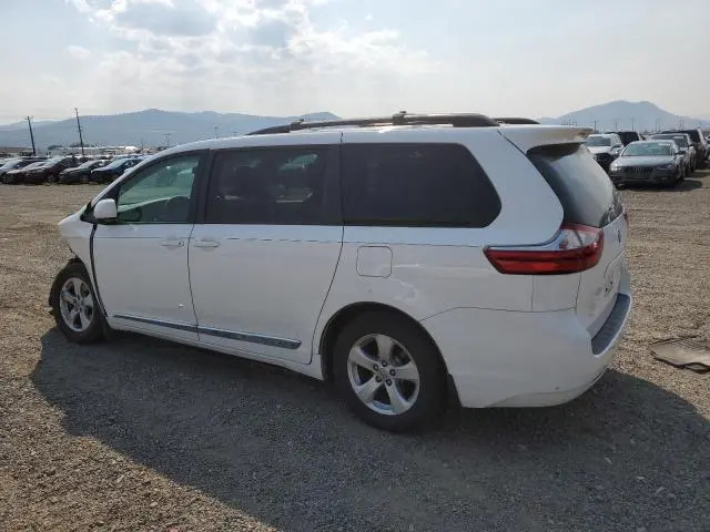 2015 TOYOTA SIENNA LE  