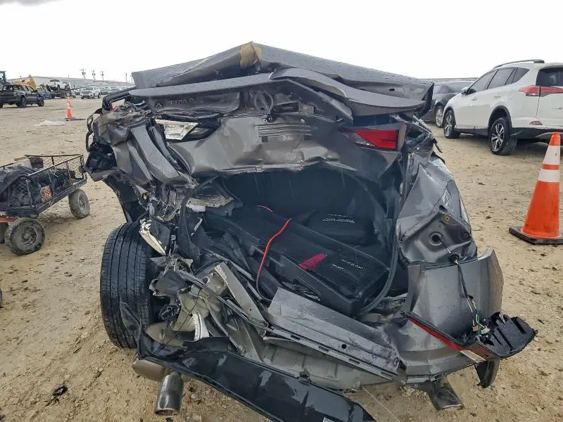 2024 NISSAN ALTIMA SR  