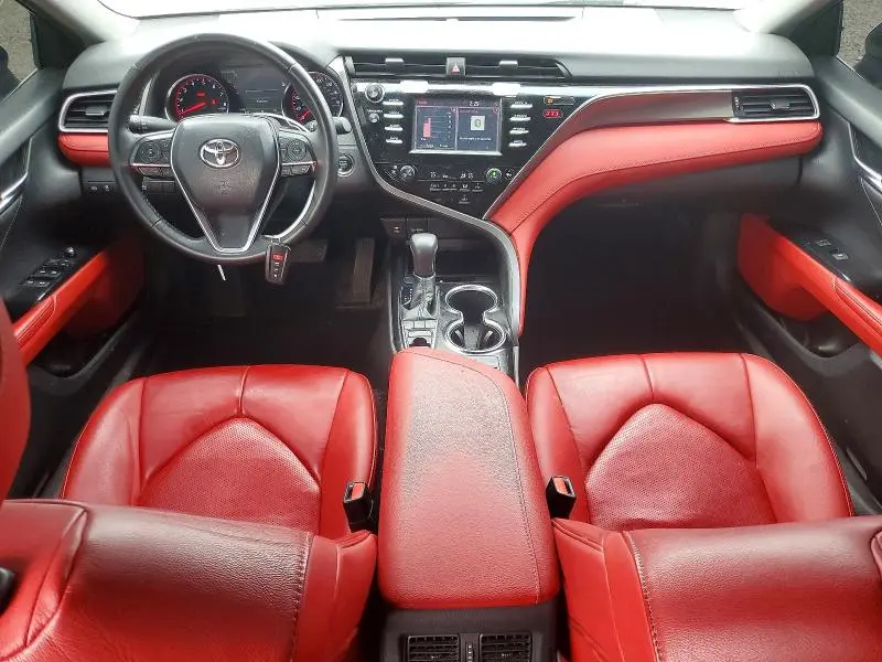 2018 TOYOTA CAMRY XSE  