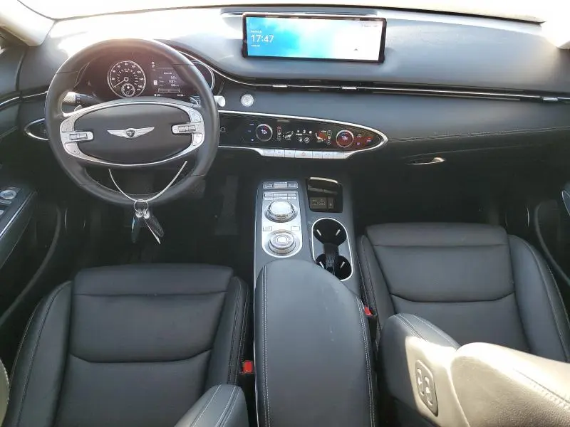 2023 GENESIS GV70 BASE  