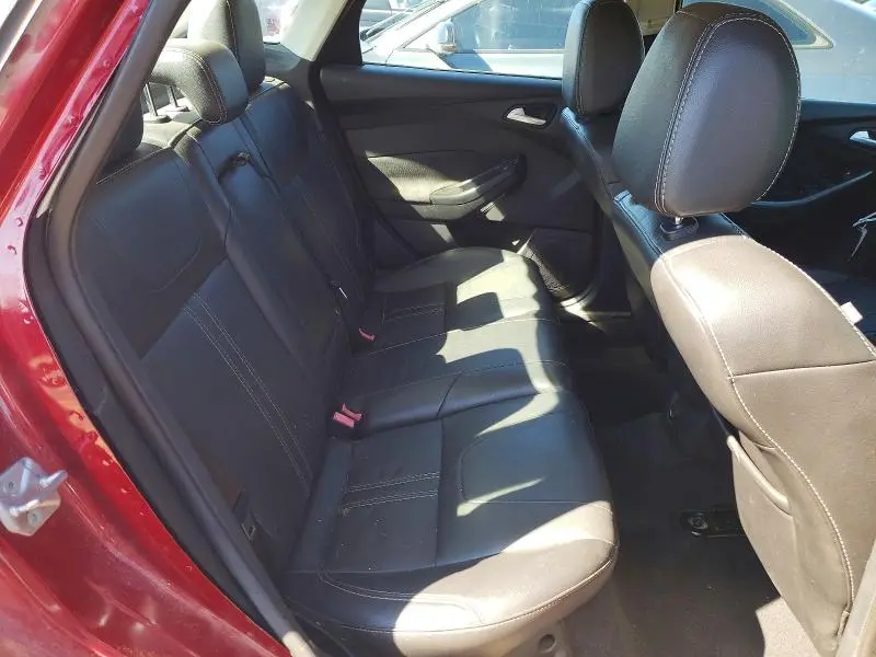 2014 FORD FOCUS TITANIUM  